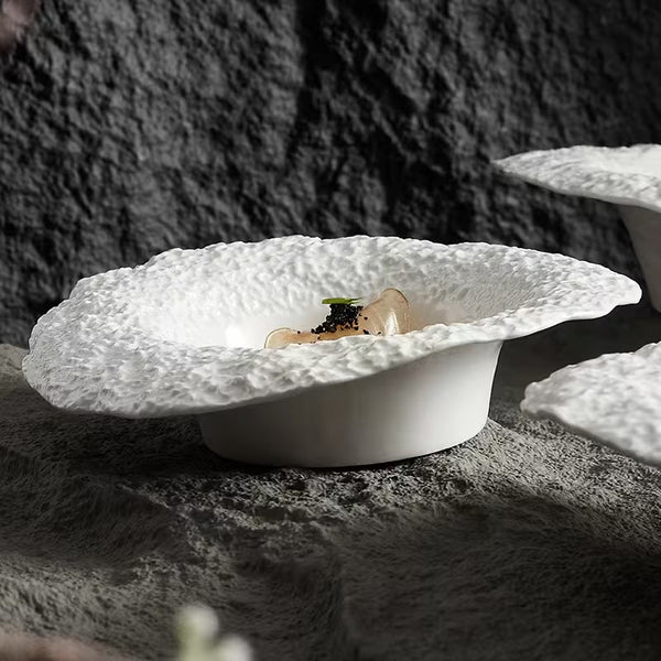 Italian-Style Ceramic Deep Serving Plate – Rock-Textured Wide-Rim Soup Bowl for Pasta, Desserts & Fine Dining