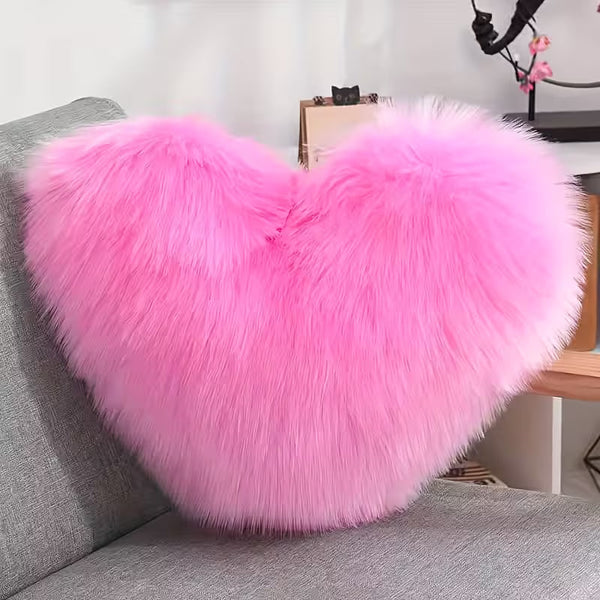 Heart-Shaped Faux Fur Throw Pillow – Soft Decorative Cushion with Zipper Closure for Sofa, Bed & Home Decor