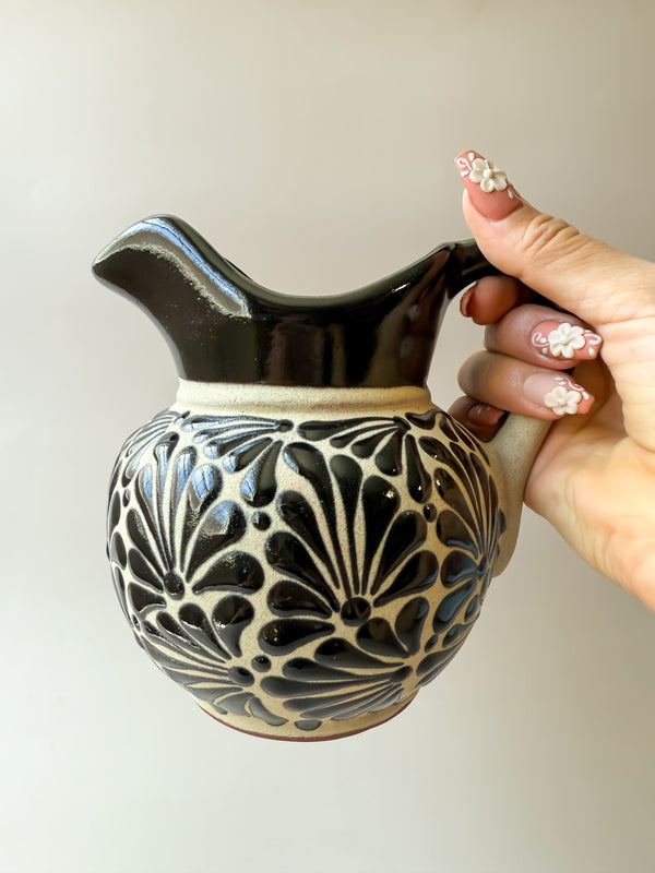 Talavera Style Clay Pitcher - Engobe Jarra Barro