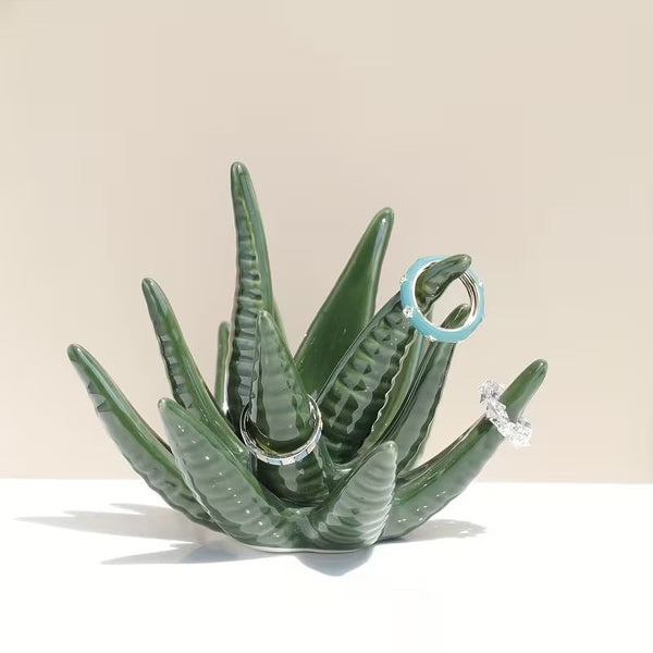 Aloe Vera Ceramic Jewelry Holder – Elegant Glossy Succulent-Shaped Jewelry Stand for Rings, Earrings &amp; Necklaces