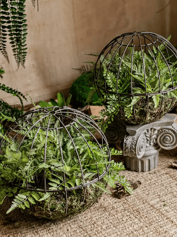 Woodland Globe Garden Accent