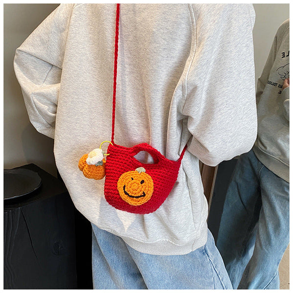 Christmas pure handmade woolen knitted bag new style women's bag fashionable versatile shoulder bag Santa Claus finished bag